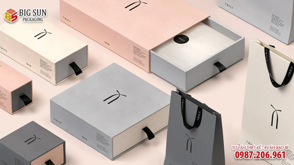 HỘP QUÀ TẶNG ĐỰNG QUẦN ÁO THỜI TRANG CAO CẤP